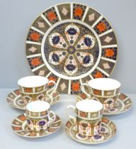 Royal Crown Derby 1128 pattern china; dinner plate and four various cups and saucers