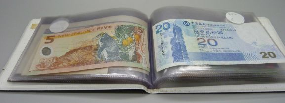 Eighteen bank notes, English, Malta and New Zealand, etc.