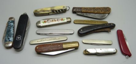 Penknives and pocket knives (13)