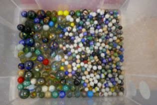 A collection of marbles **PLEASE NOTE THIS LOT IS NOT ELIGIBLE FOR POSTING AND PACKING**
