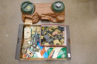 A Meccano set and military toys including model soldiers **PLEASE NOTE THIS LOT IS NOT ELIGIBLE