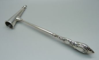 A candle snuffer with silver handle, Chester 1918