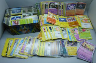 A collector's tin of 500 Pokemon cards