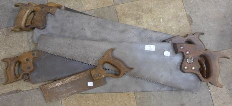 Eight assorted vintage saws