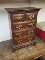 A Victorian apprentices/miniature mahogany chest of drawers