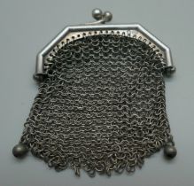 A silver miser's purse, London 1906 import mark