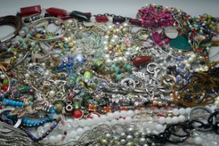 Assorted costume jewellery