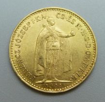 A Hungarian .900 10 crown gold coin, 1911