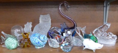 A collection of fourteen glass animals, birds and fish