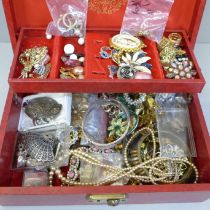 A jewellery box, silver and other vintage costume jewellery and scrap 9ct gold