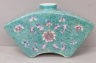 A 19th Century Chinese vase, turquoise ground, 16.5cm wide