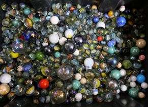 A collection of marbles **PLEASE NOTE THIS LOT IS NOT ELIGIBLE FOR POSTING AND PACKING**