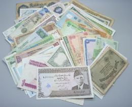 100 foreign bank notes