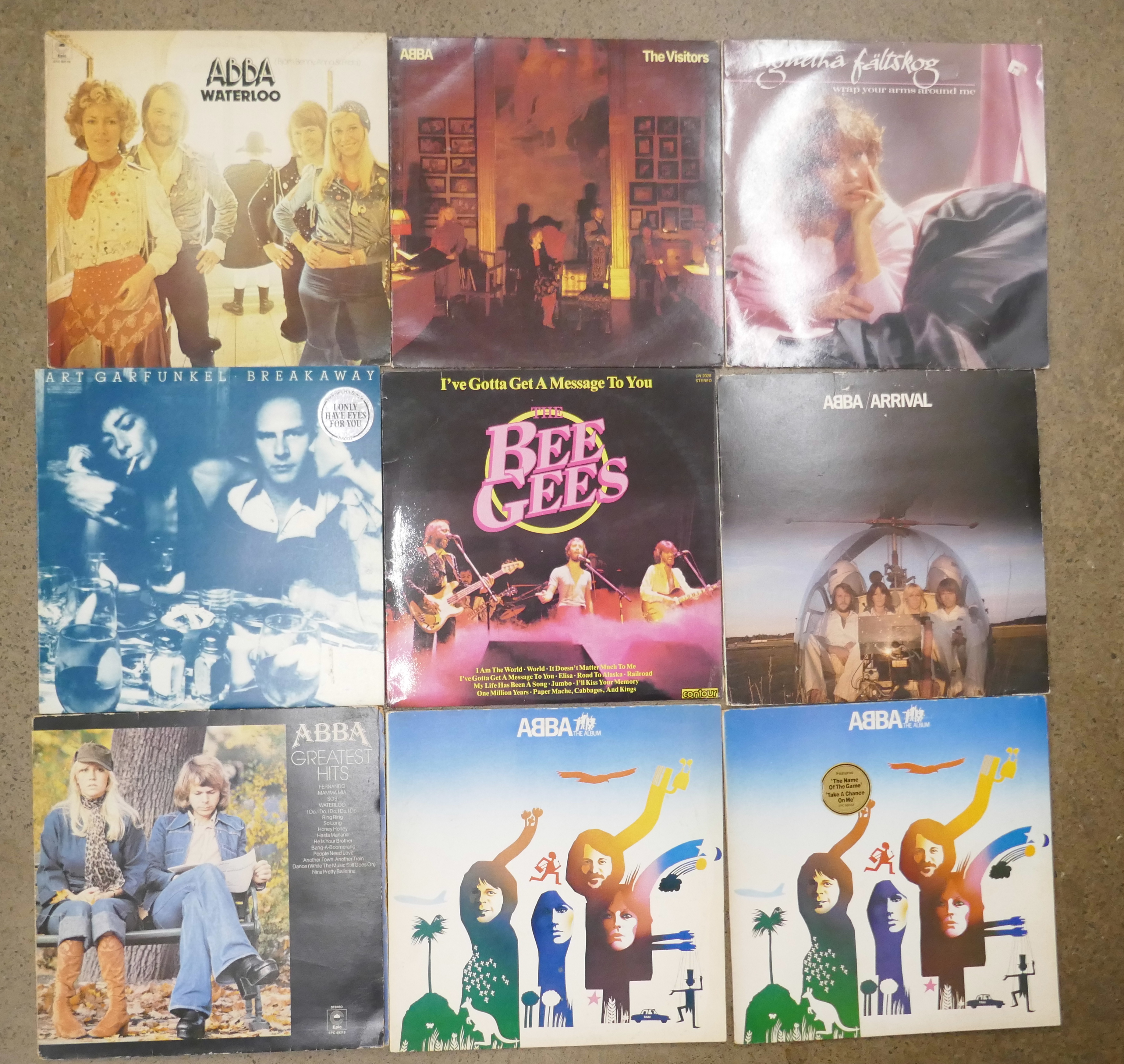 A box of LP approximately 55 records; ABBA, Elvis Presley, Queen, Billy Joel, Level 42, etc. - Bild 2 aus 2