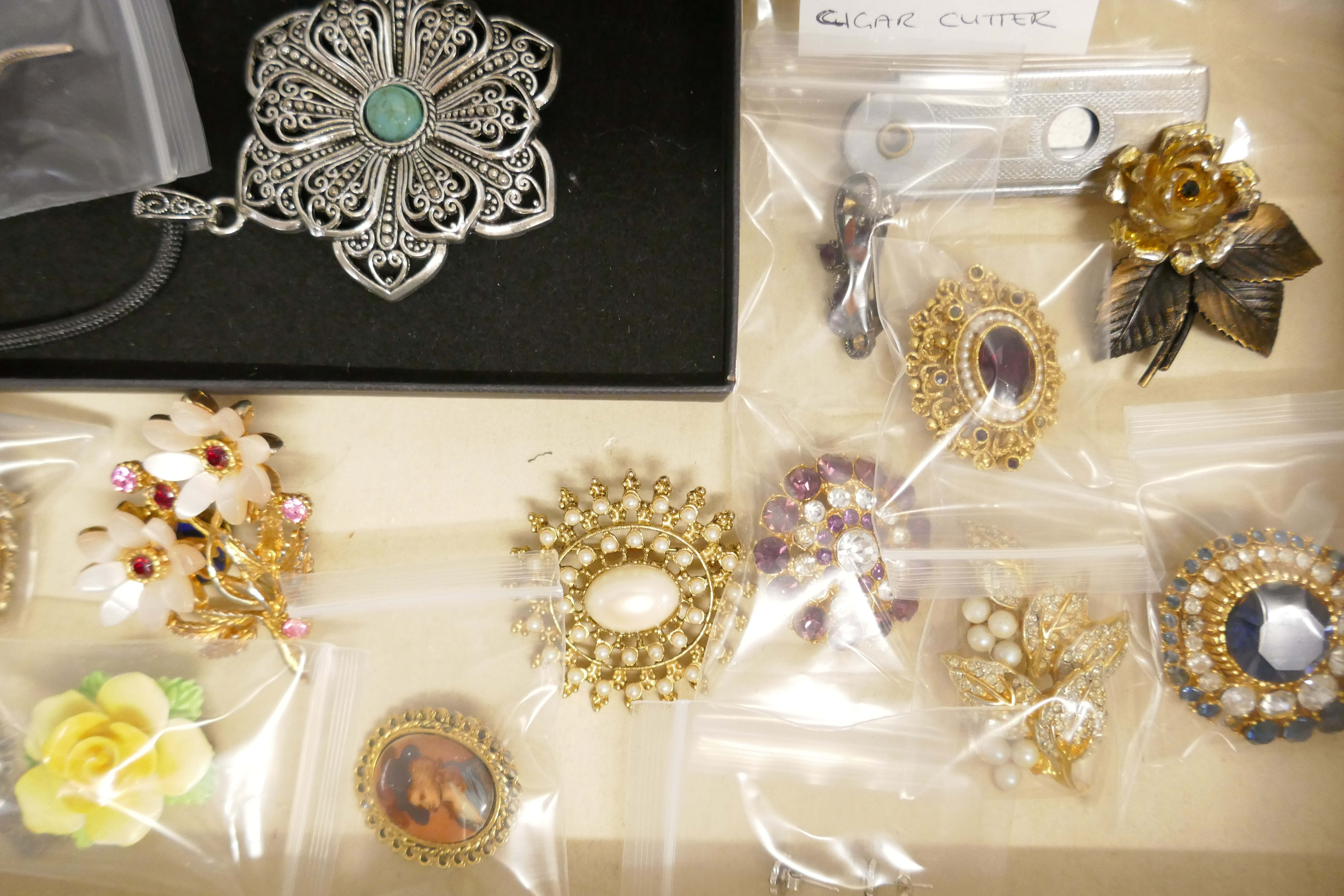 A collection of costume jewellery and three lady's wristwatches, in a jewellery cabinet - Image 6 of 7