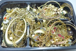 Gold tone jewellery