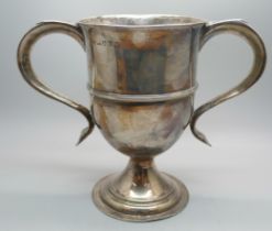 A George III silver two handled cup, London 1795, George Burrows, 403g, 14.5cm