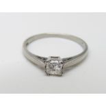 An 18ct white gold and diamond ring, 0.25ct princess cut diamond, 1.8g, L