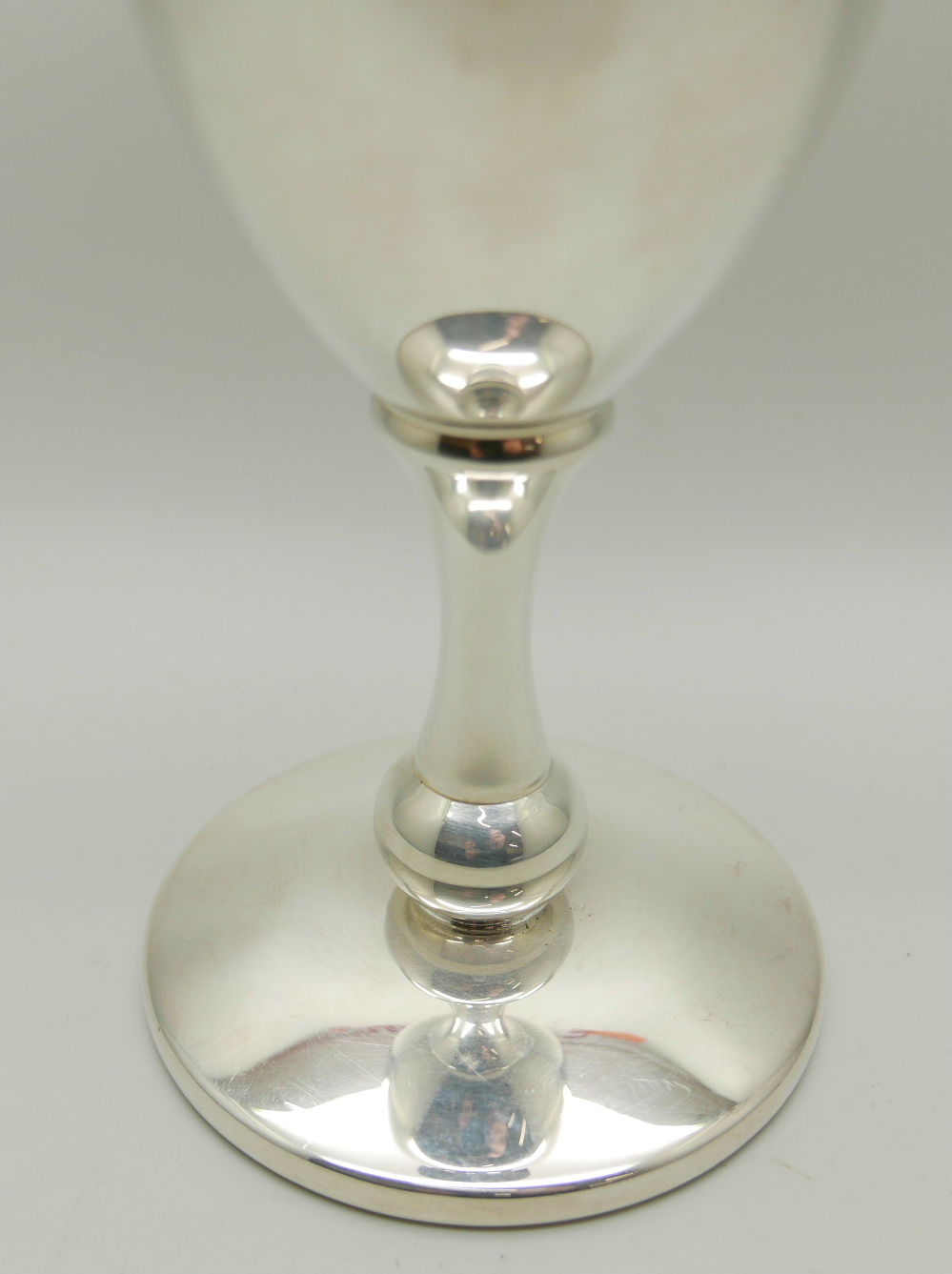 A silver goblet, 277g, 15.5cm - Image 2 of 5