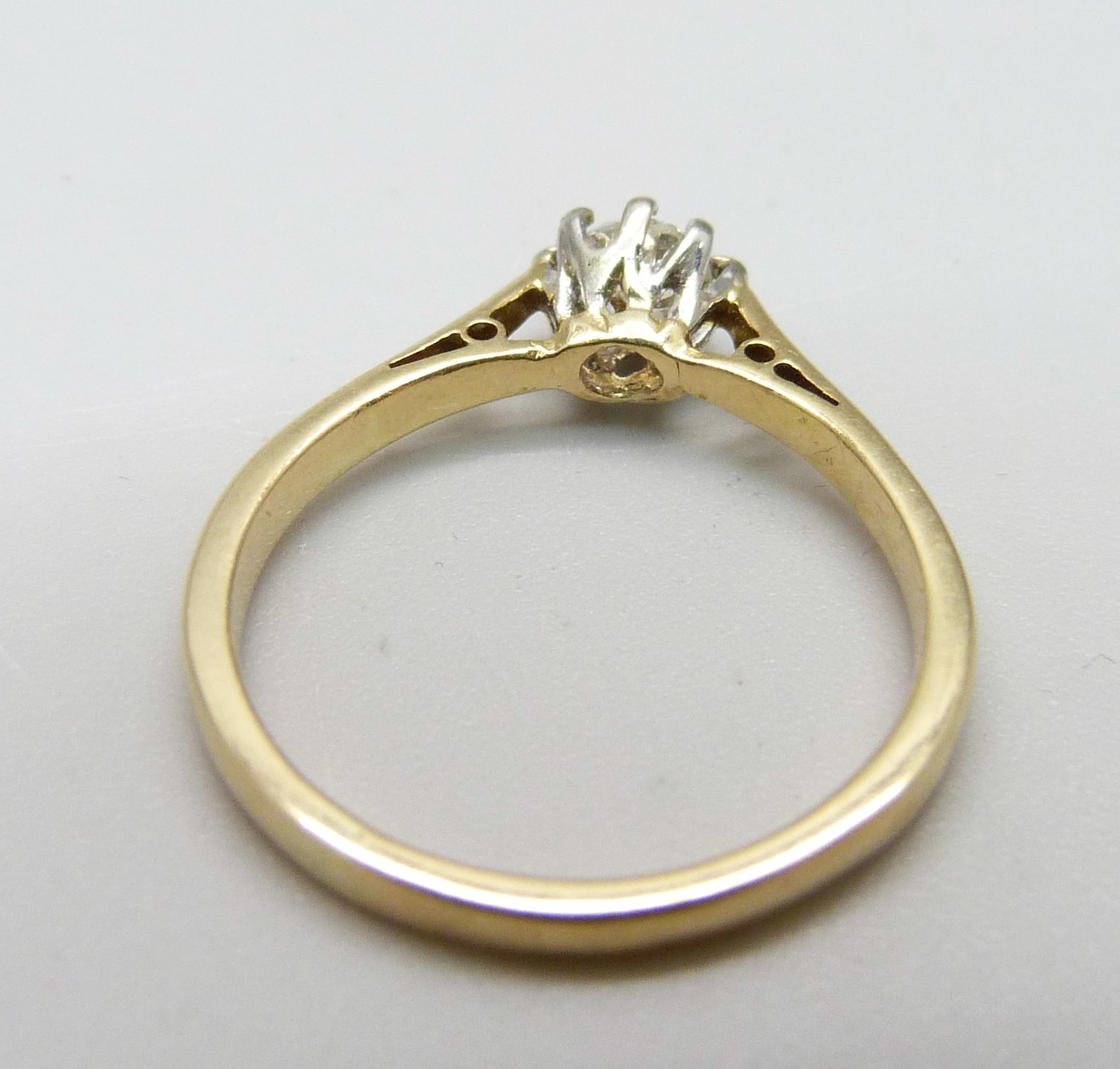 An 18ct gold and diamond solitaire ring, 2.3g, L, over 0.25ct diamond weight - Image 3 of 3