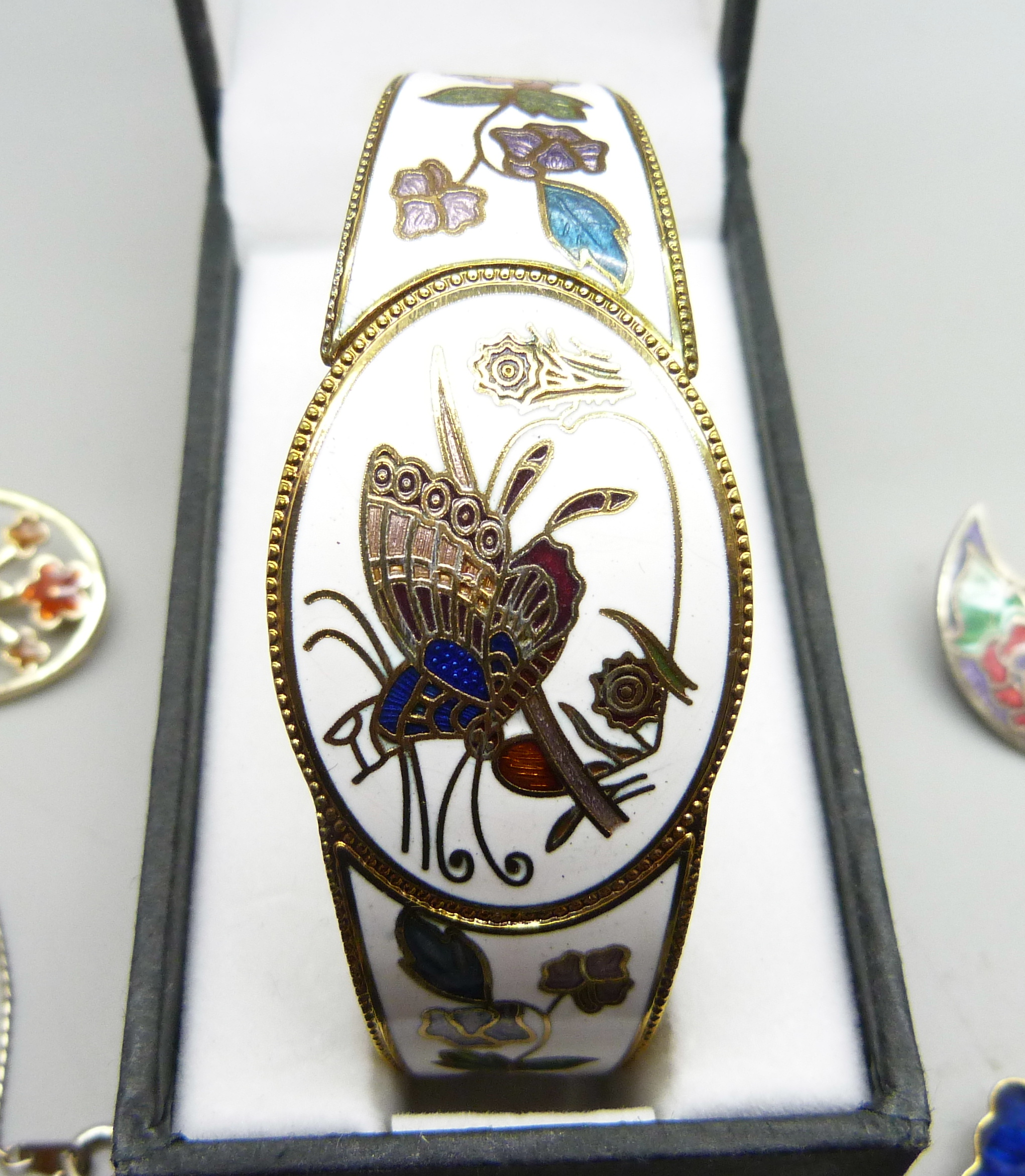 Cloisonne jewellery, four pairs of earrings, seven brooches, two necklaces and a bangle - Image 2 of 4