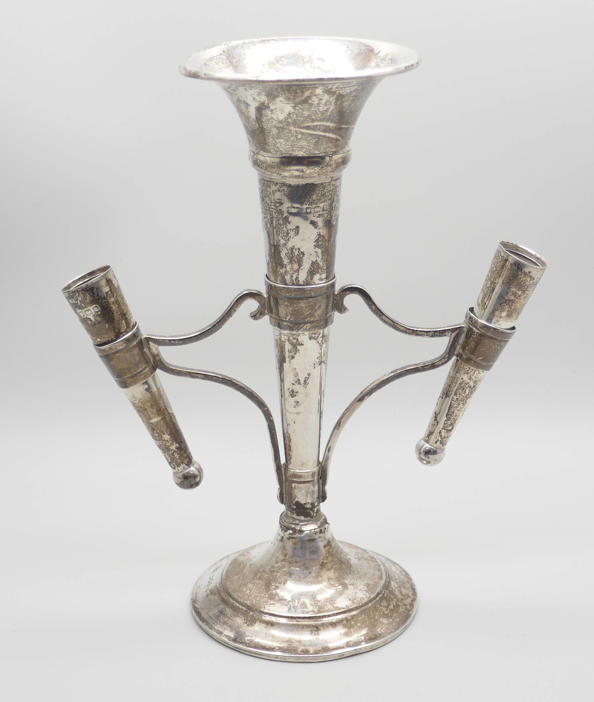 A silver epergne, London 1916, weighted base, 15.5cm