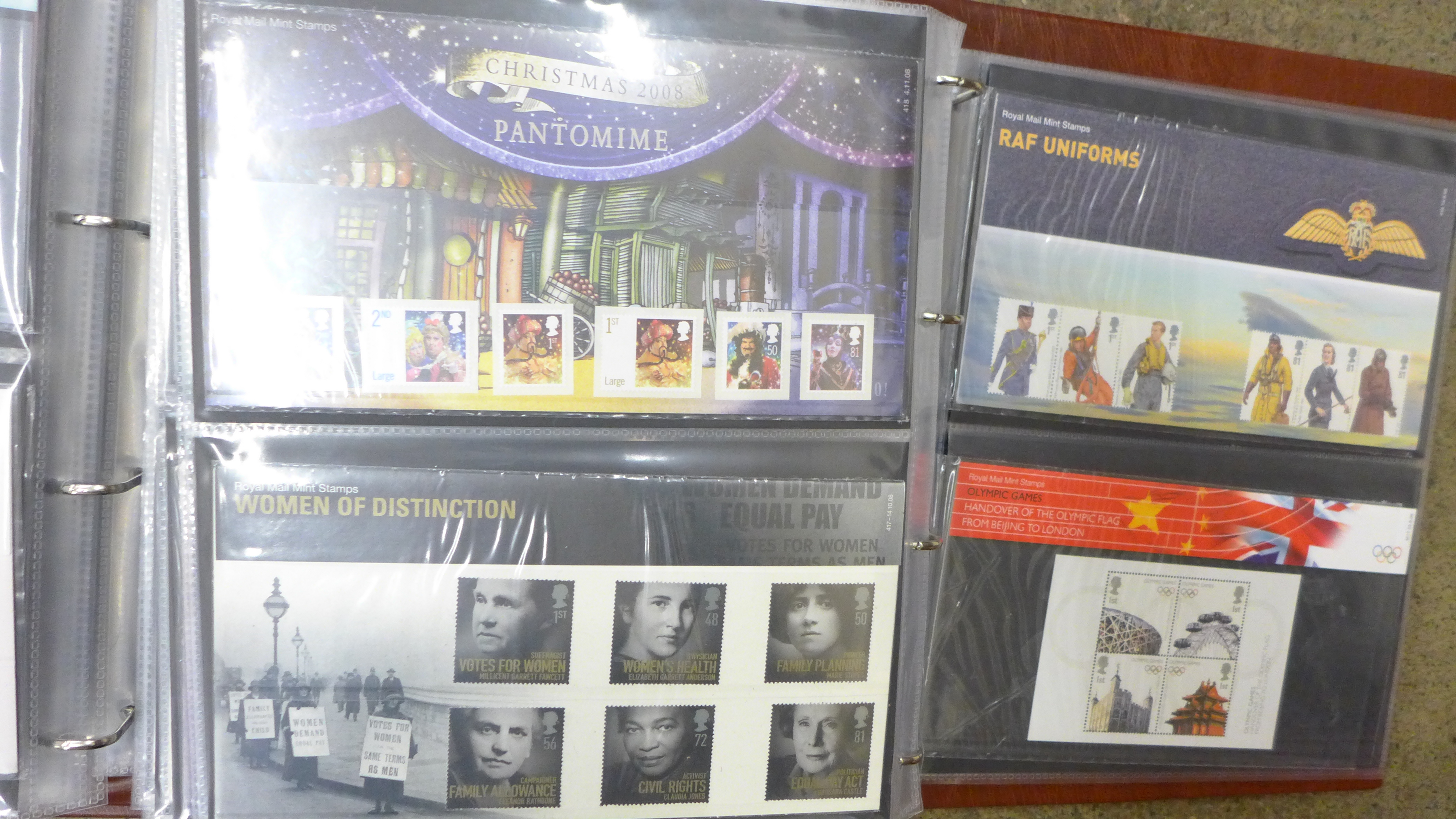 GB 2006-2014 commemorative presentation packs in three special Post Office albums. 120+ packs with - Bild 7 aus 7