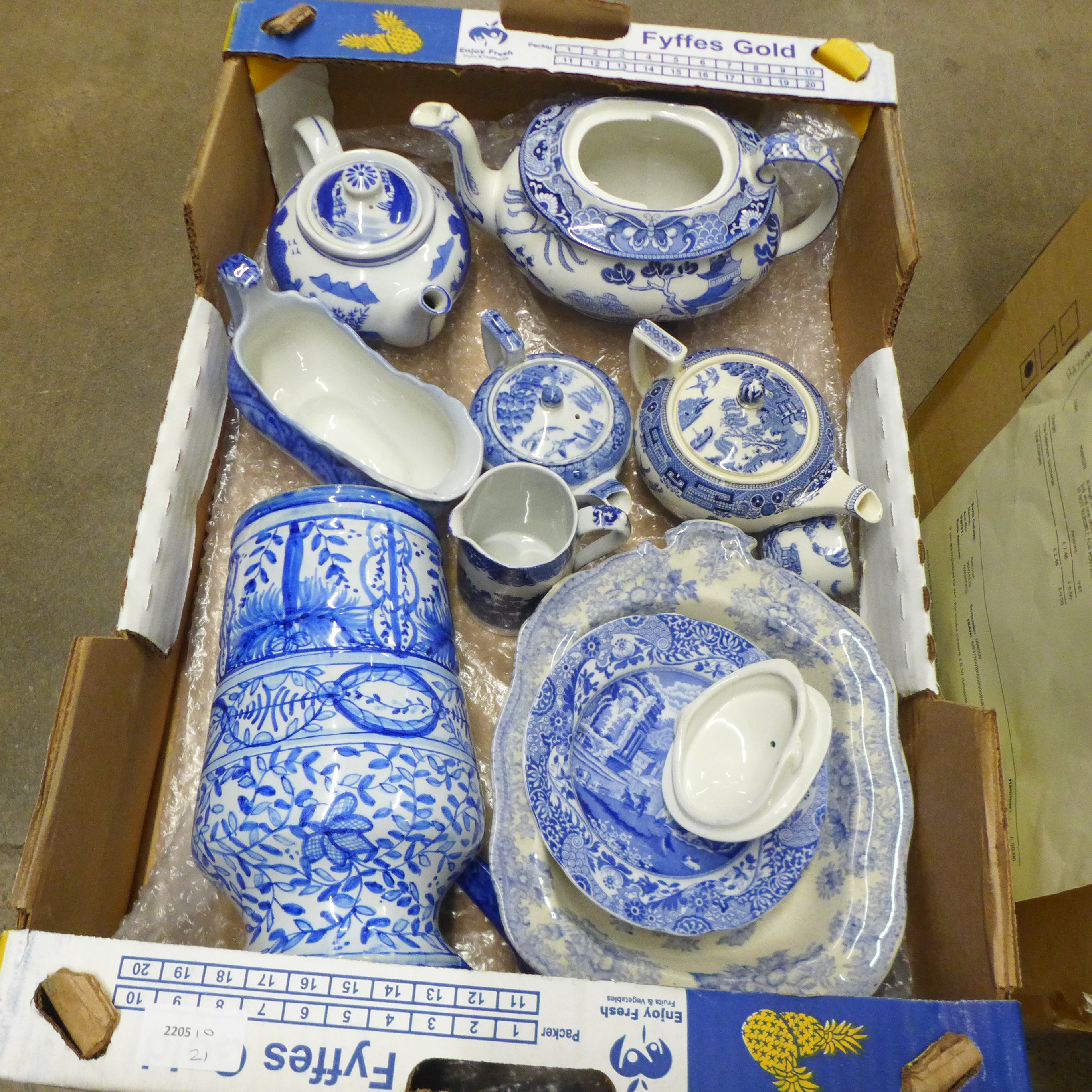 Four boxes of assorted china including blue and white, Chinese and other oriental **PLEASE NOTE THIS - Image 5 of 5