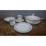 Royal Albert Belinda dinnerwares **PLEASE NOTE THIS LOT IS NOT ELIGIBLE FOR POSTING AND PACKING**