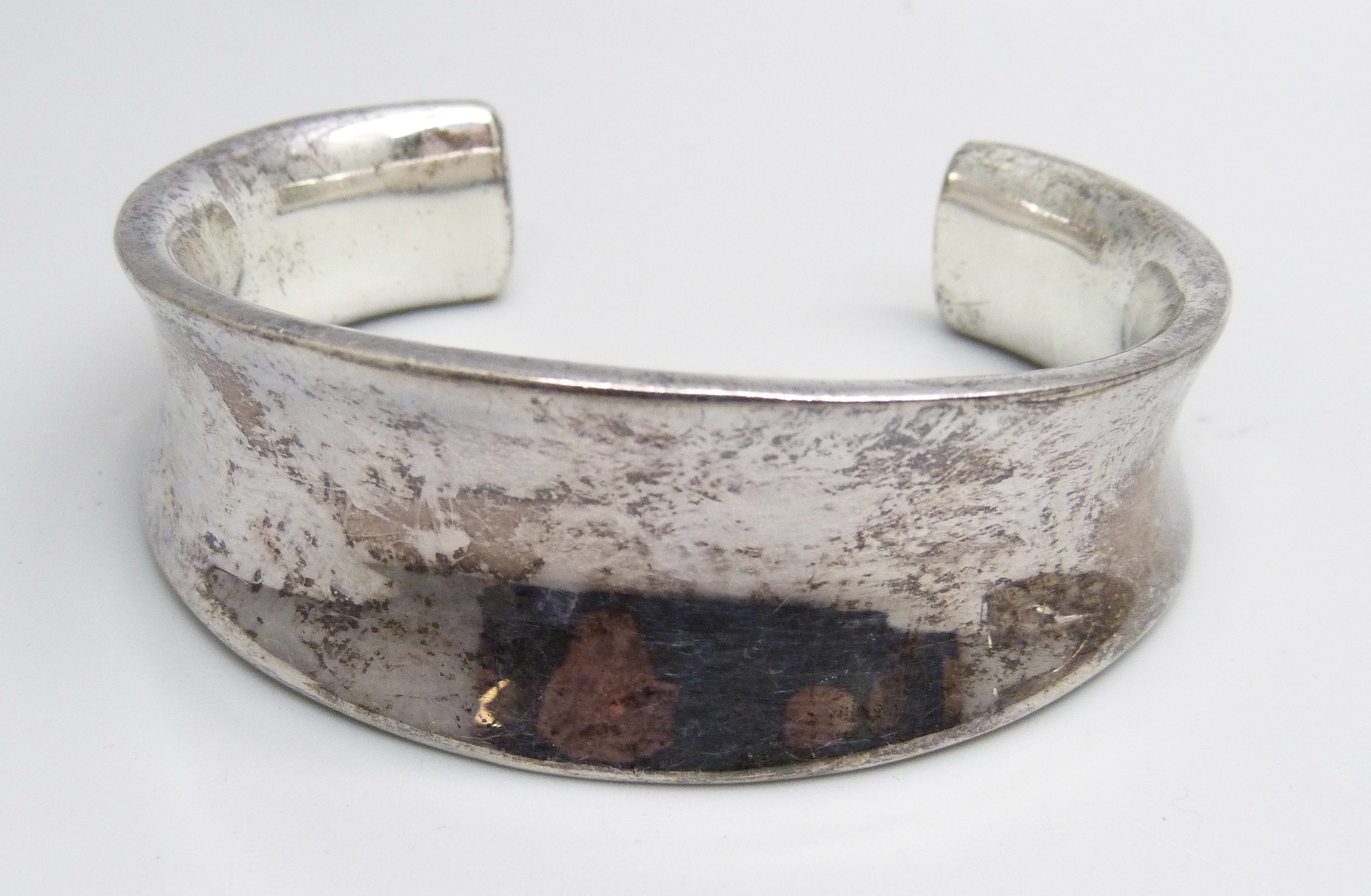 Four silver bangles, 115g, (one smaller size) - Image 5 of 6