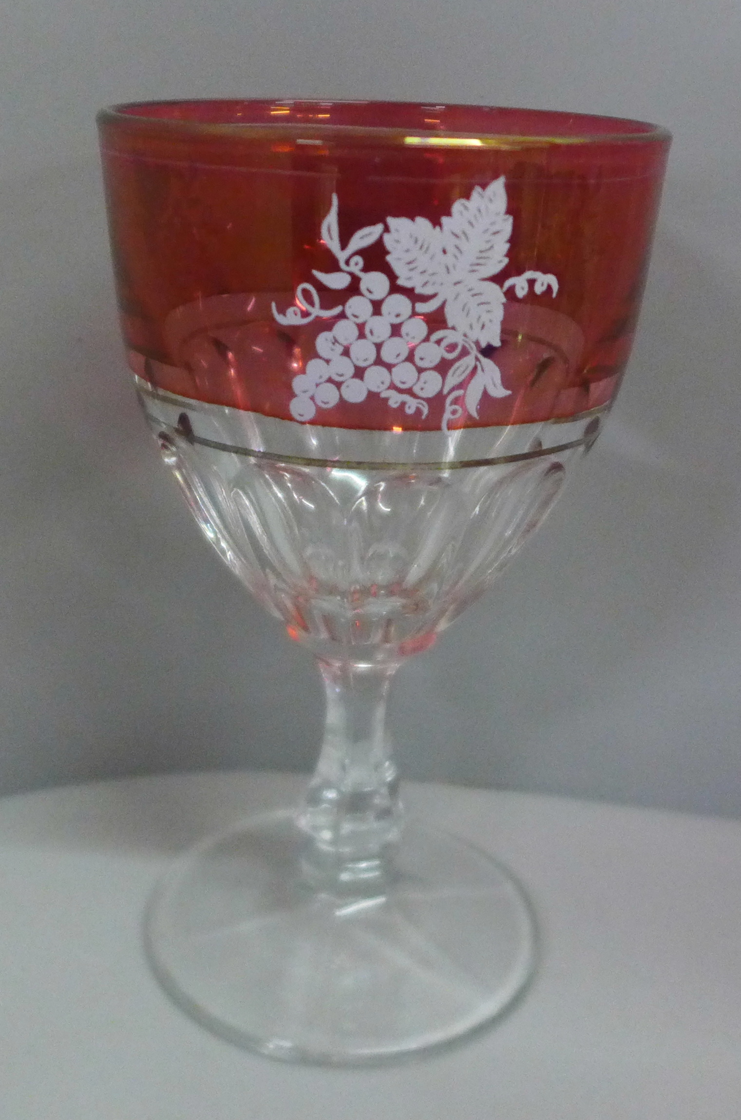 A box of mixed drinking glasses, eight various etched champagne coups, two sets of six ruby flash - Image 2 of 7