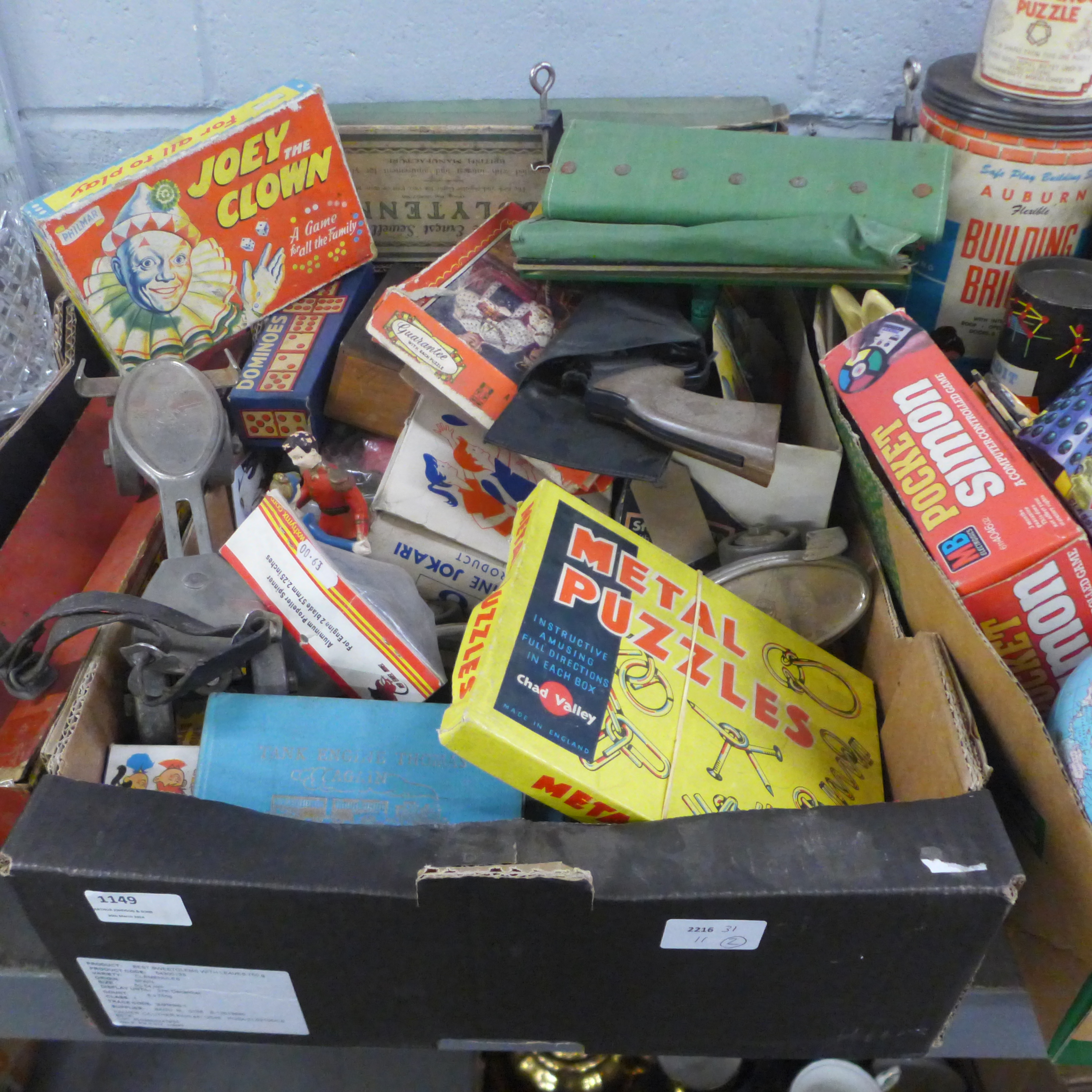 Two boxes of vintage toys and games including a Meccano steam engine, building blocks, etc ** - Image 6 of 8