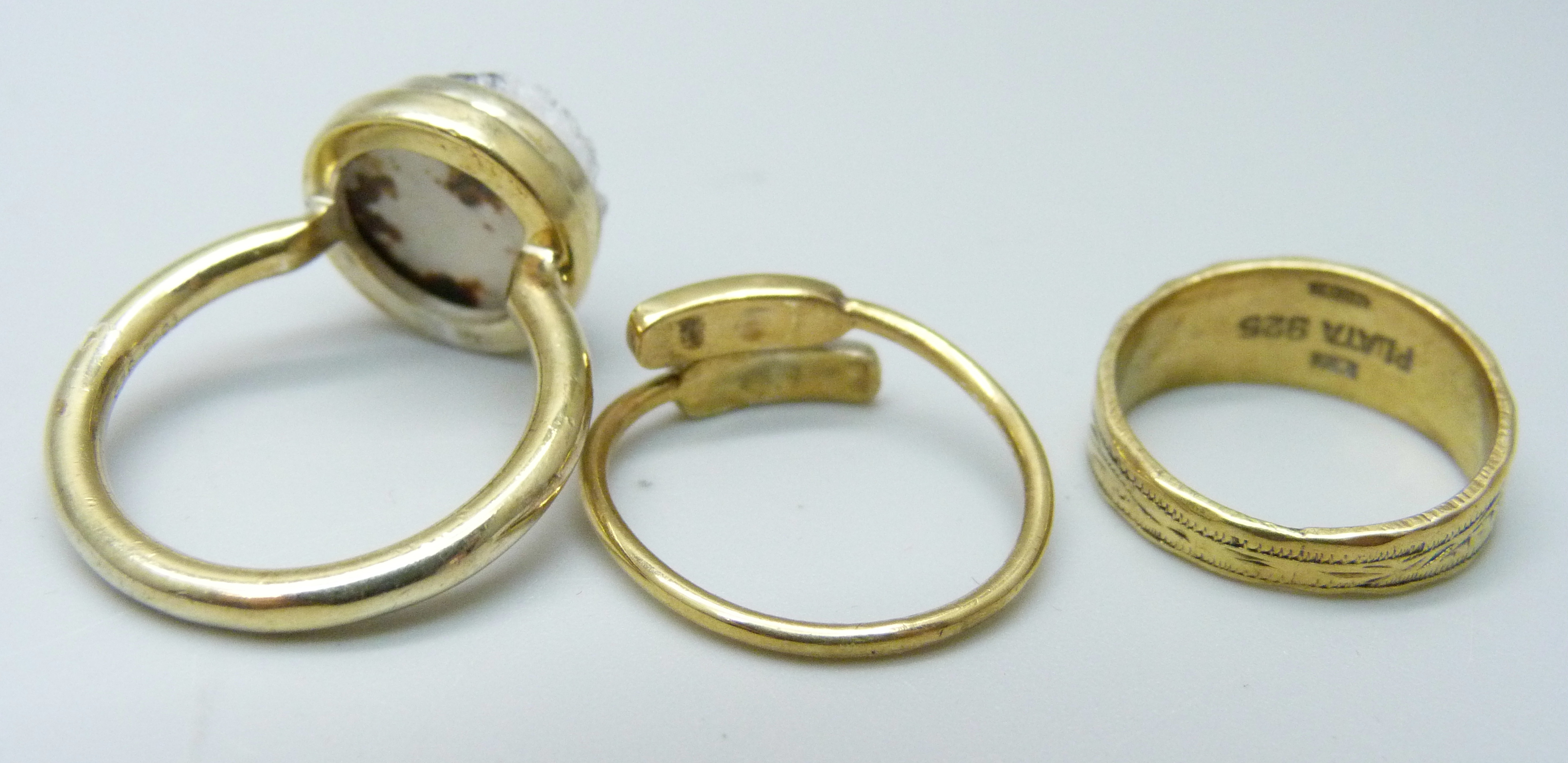 Three silver gilt rings, K, M and P - Image 3 of 4