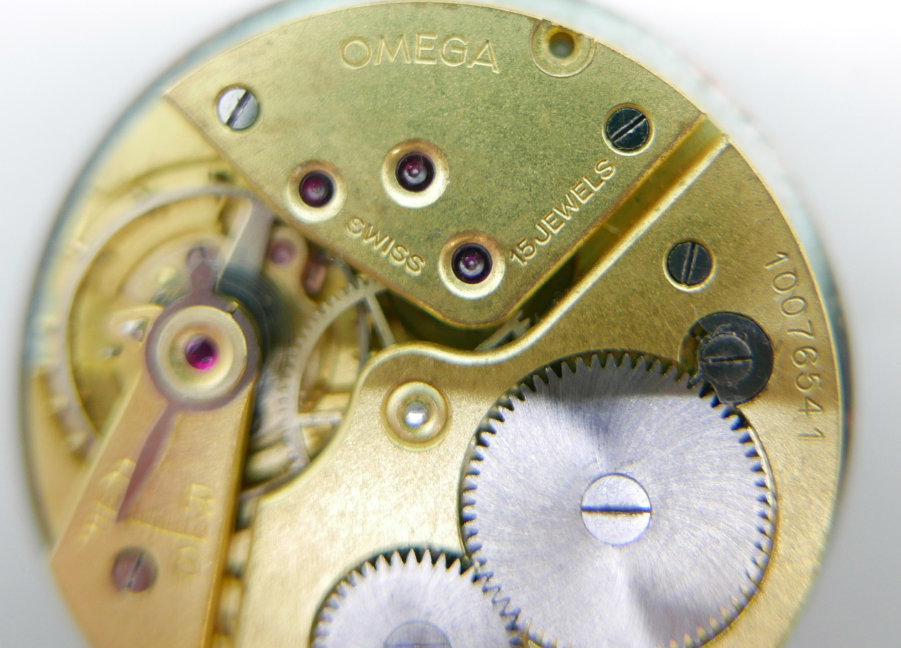 An Omega pocket watch movement and two centre seconds Chronograph movements - Image 5 of 7