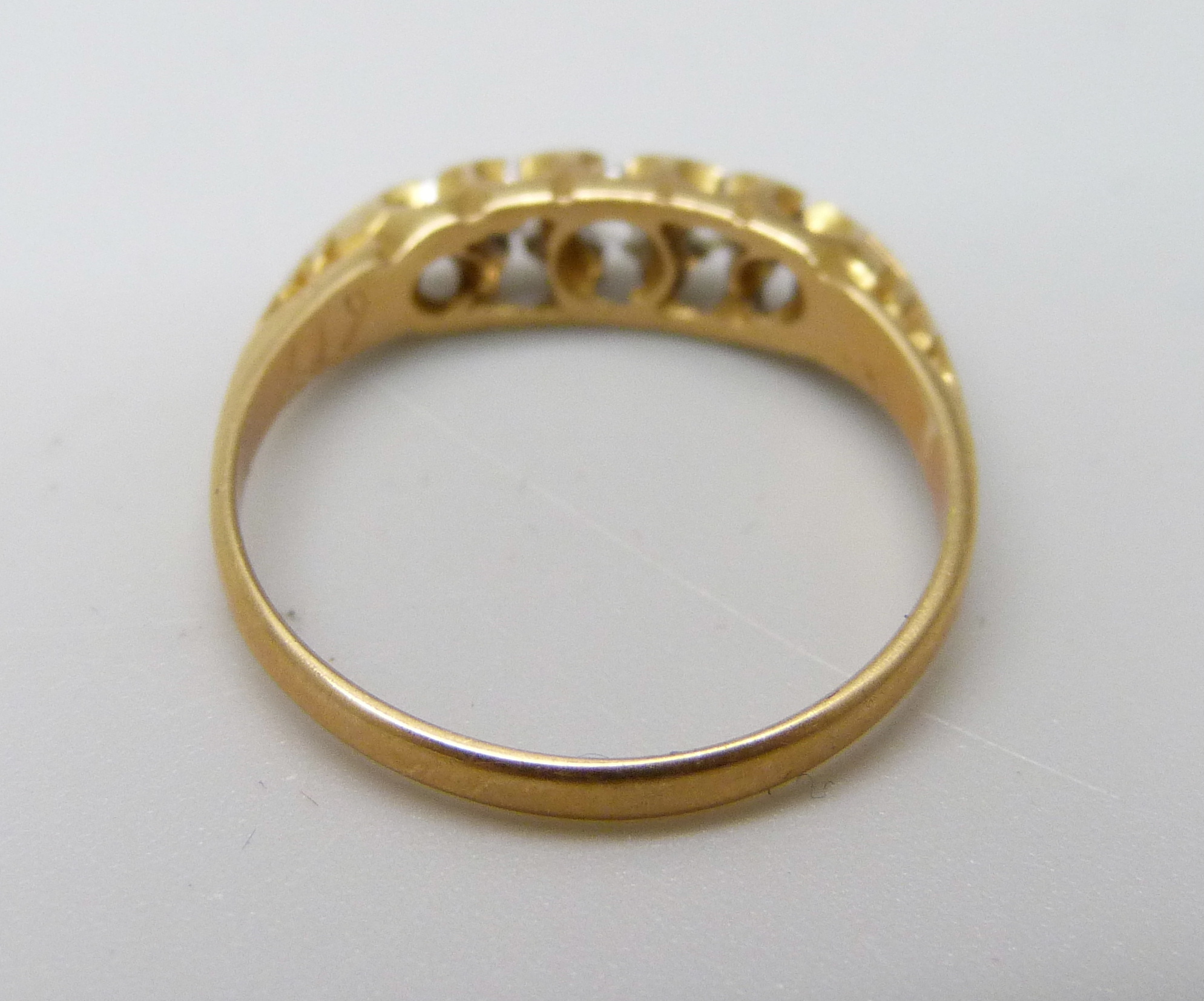 An 18ct gold and five stone diamond ring, 2.5g, M - Image 3 of 3