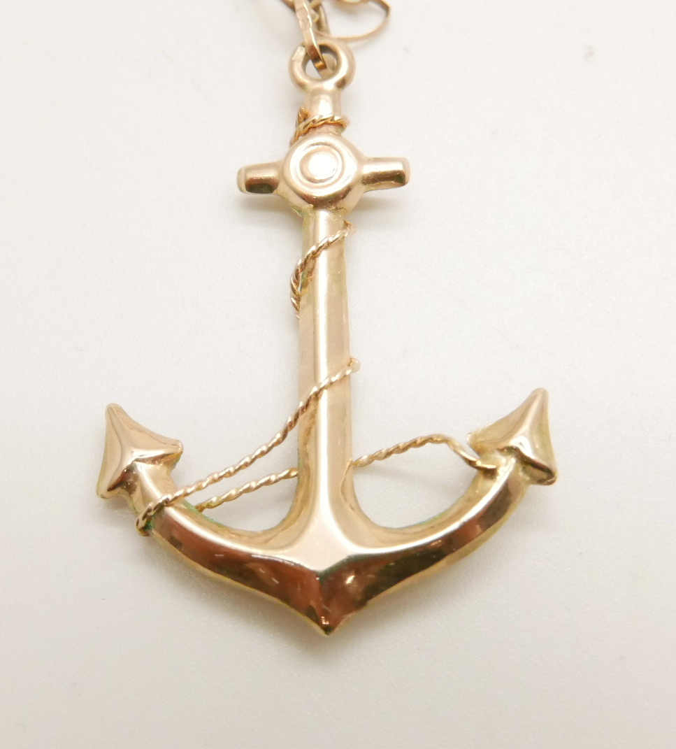 A 9ct gold anchor pendant on a 9ct gold chain, 5.2g, chain 51cm - Image 2 of 2