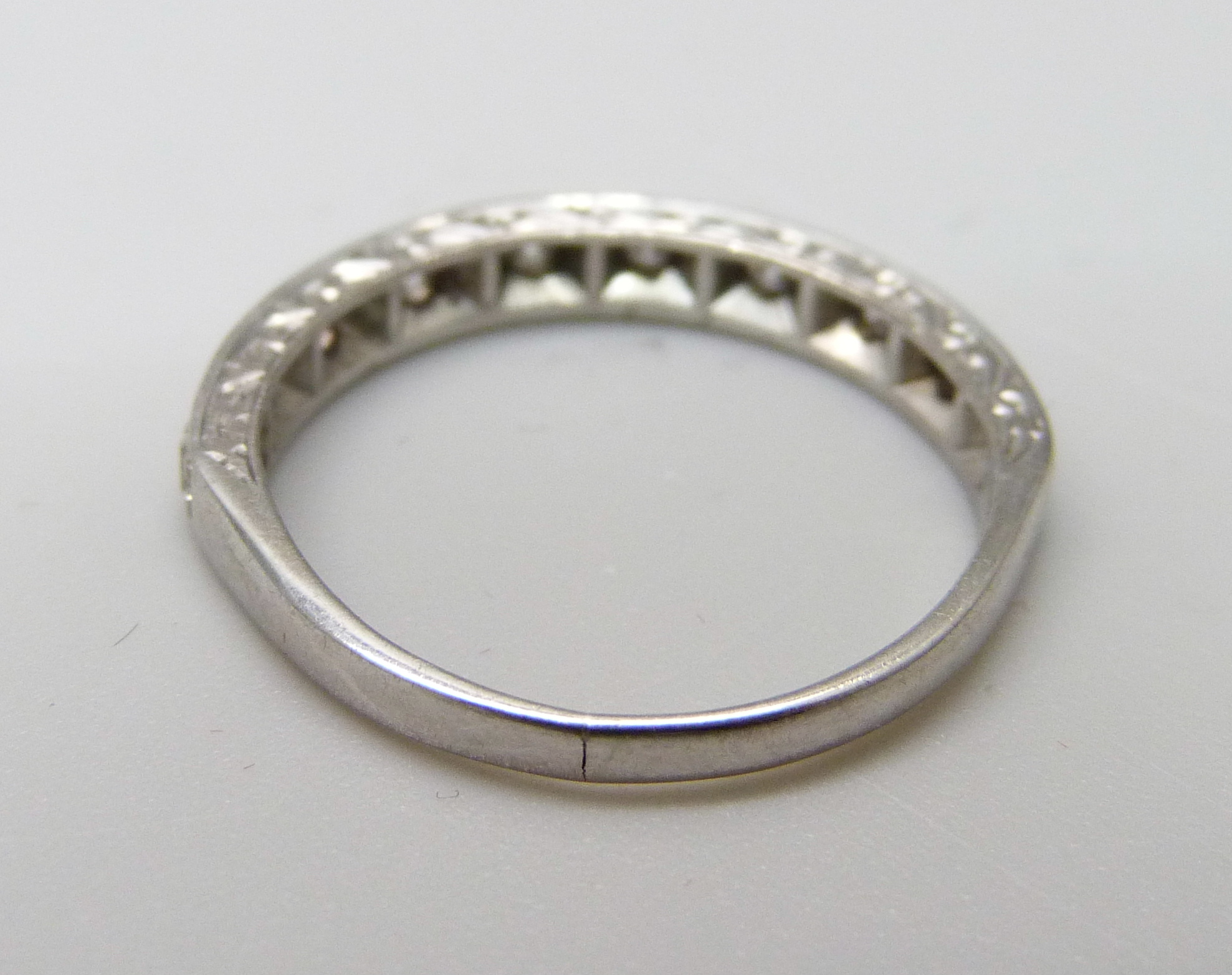 An 18ct white gold and diamond half-eternity ring, 2.2g, K - Image 3 of 3