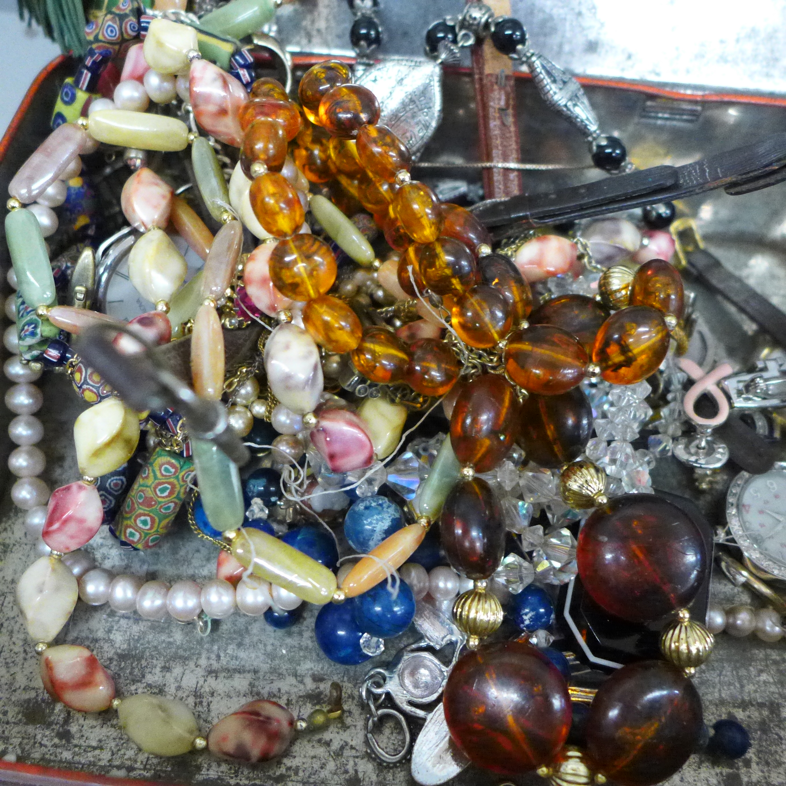 A tin of costume jewellery, etc. - Image 3 of 3