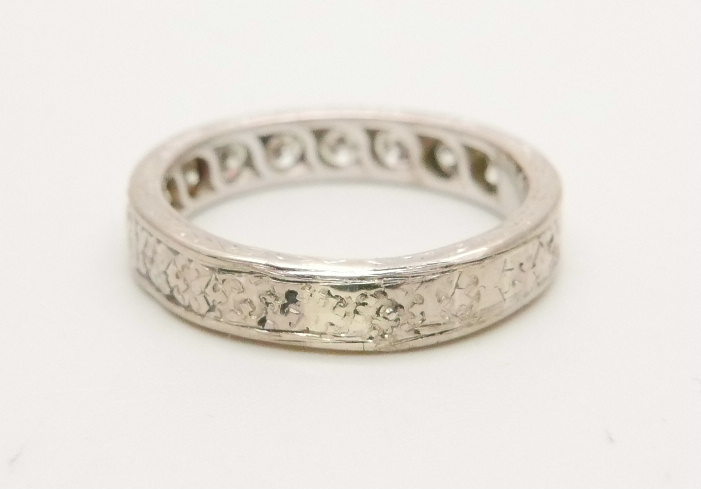 An 18ct white gold and nine diamond 1/2 eternity ring, approximately 1.40ct diamond weight, 7.1g, T - Image 4 of 5