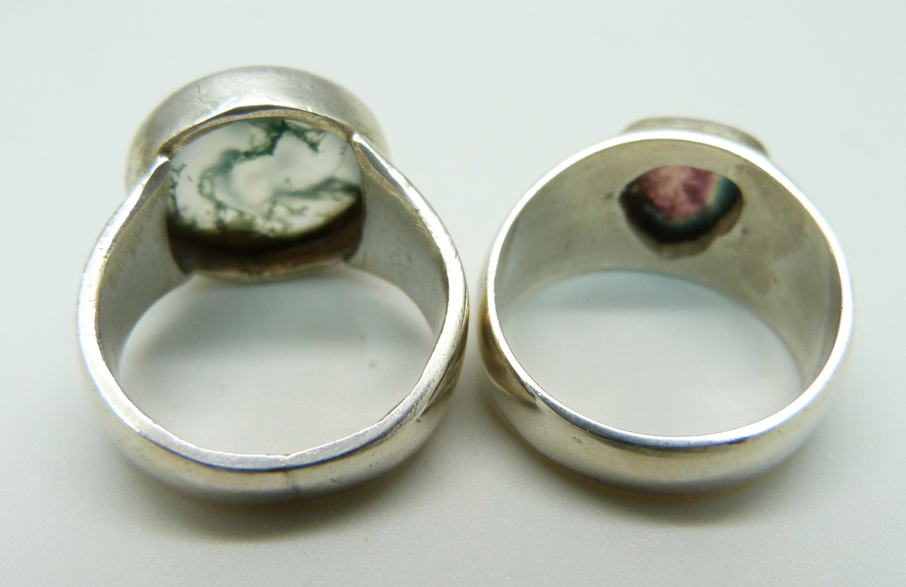 A 925 silver ring, stone a/f, and a moss agate set ring, S and P - Image 3 of 3