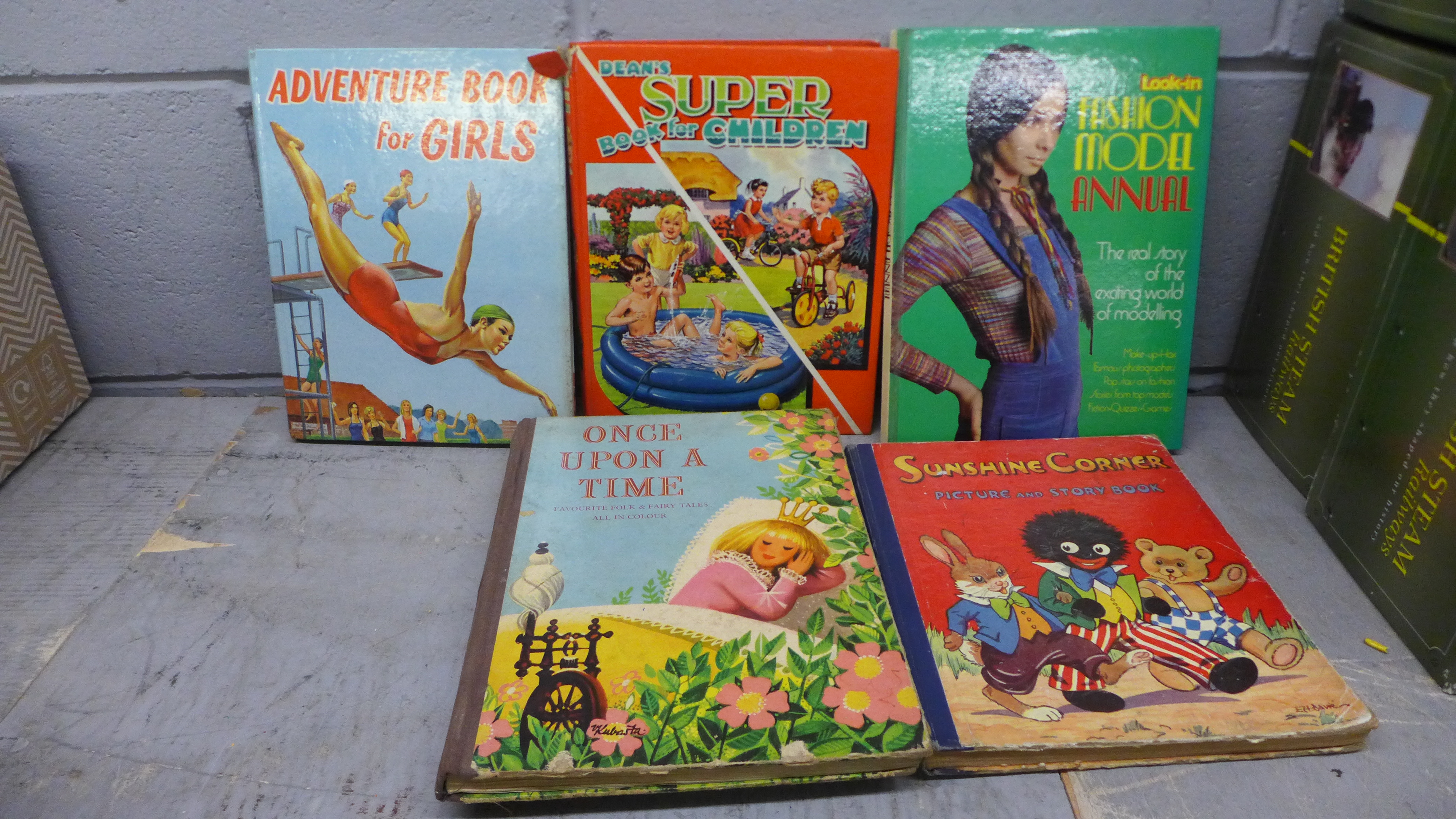 Three boxes of mid 20th century and later childrens books **PLEASE NOTE THIS LOT IS NOT ELIGIBLE FOR - Image 2 of 3