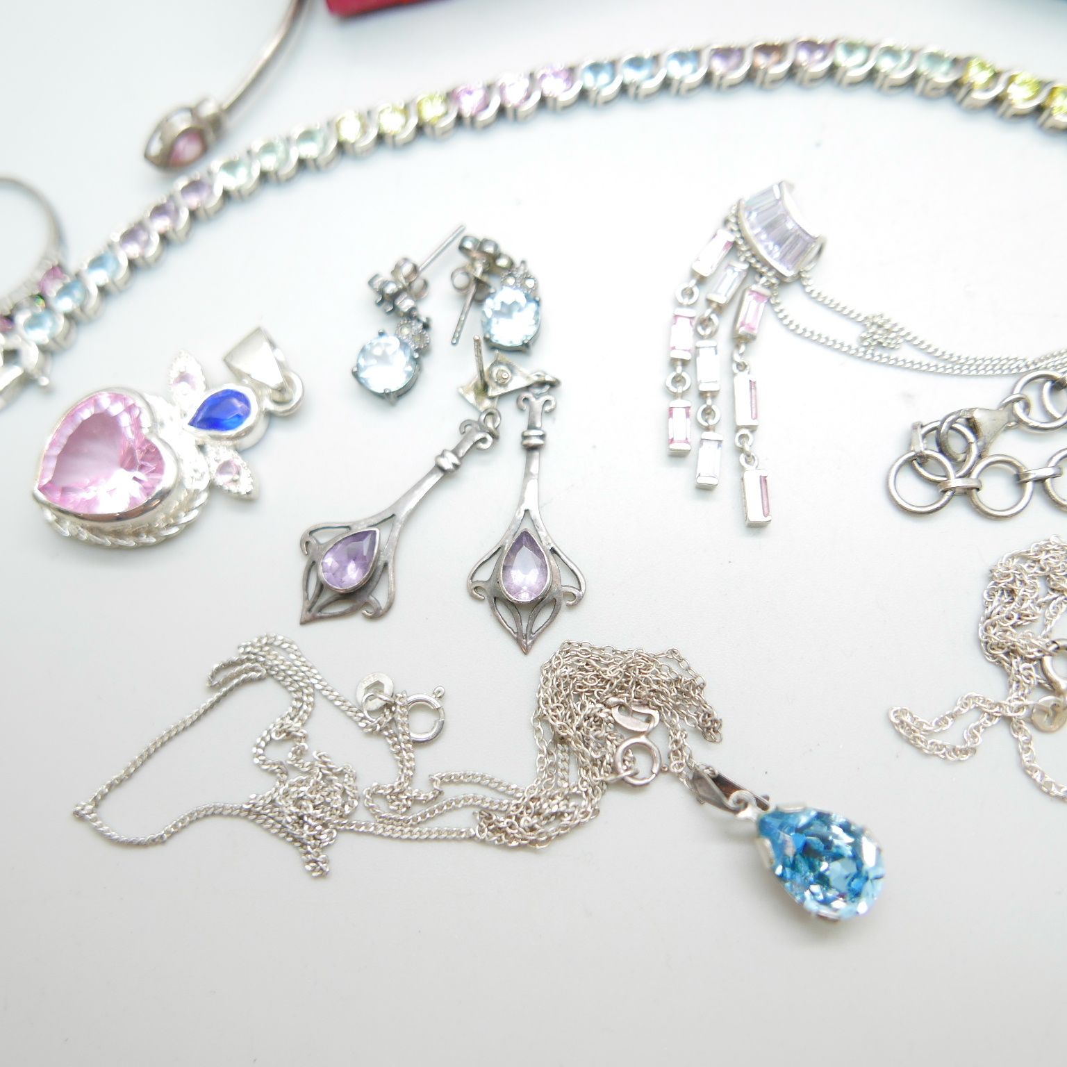 A collection of silver jewellery, silver multi gemstone tennis bracelet, amethyst and silver drop - Image 2 of 4