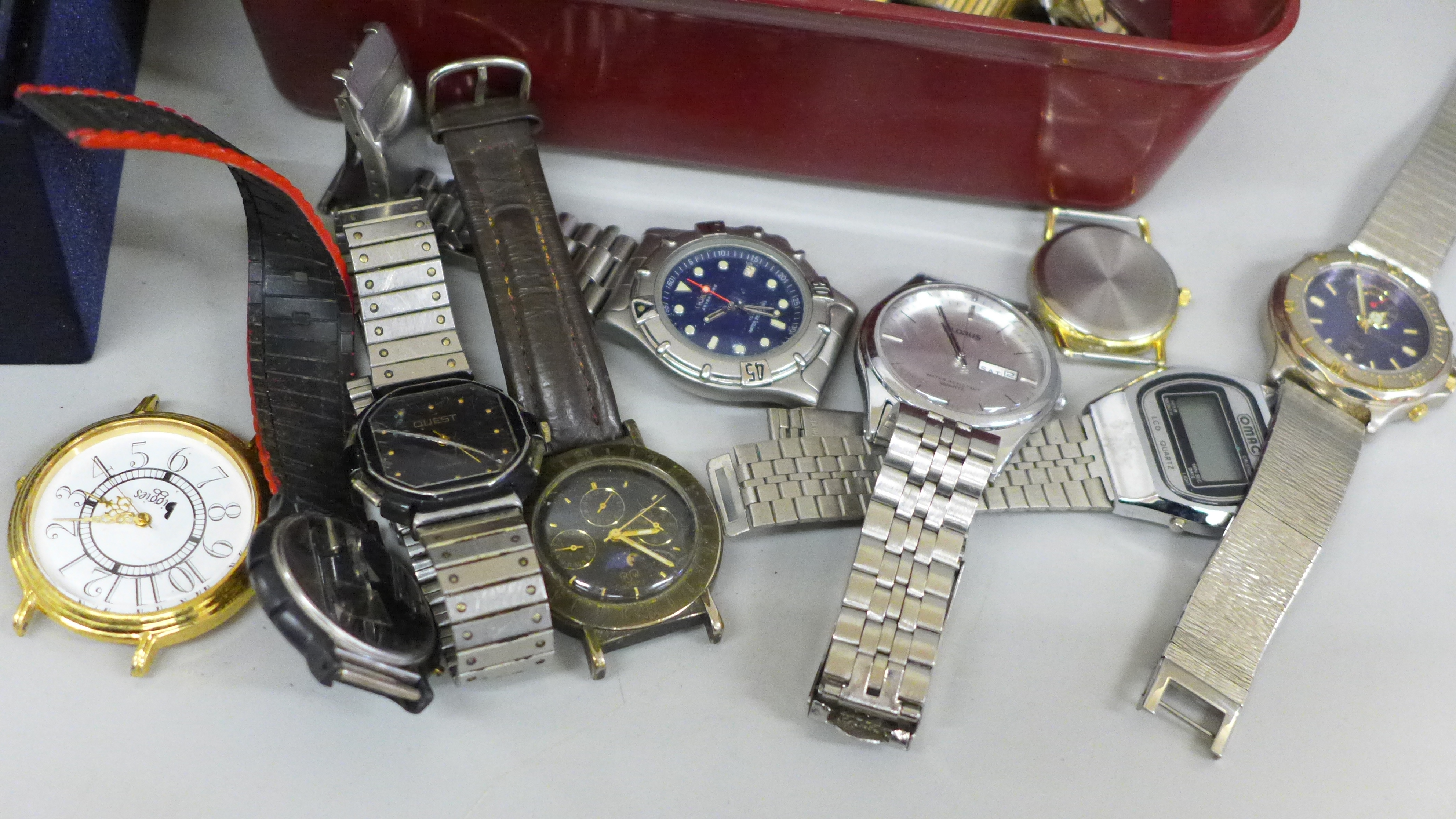 A Casio wristwatch and other wristwatches - Image 2 of 5