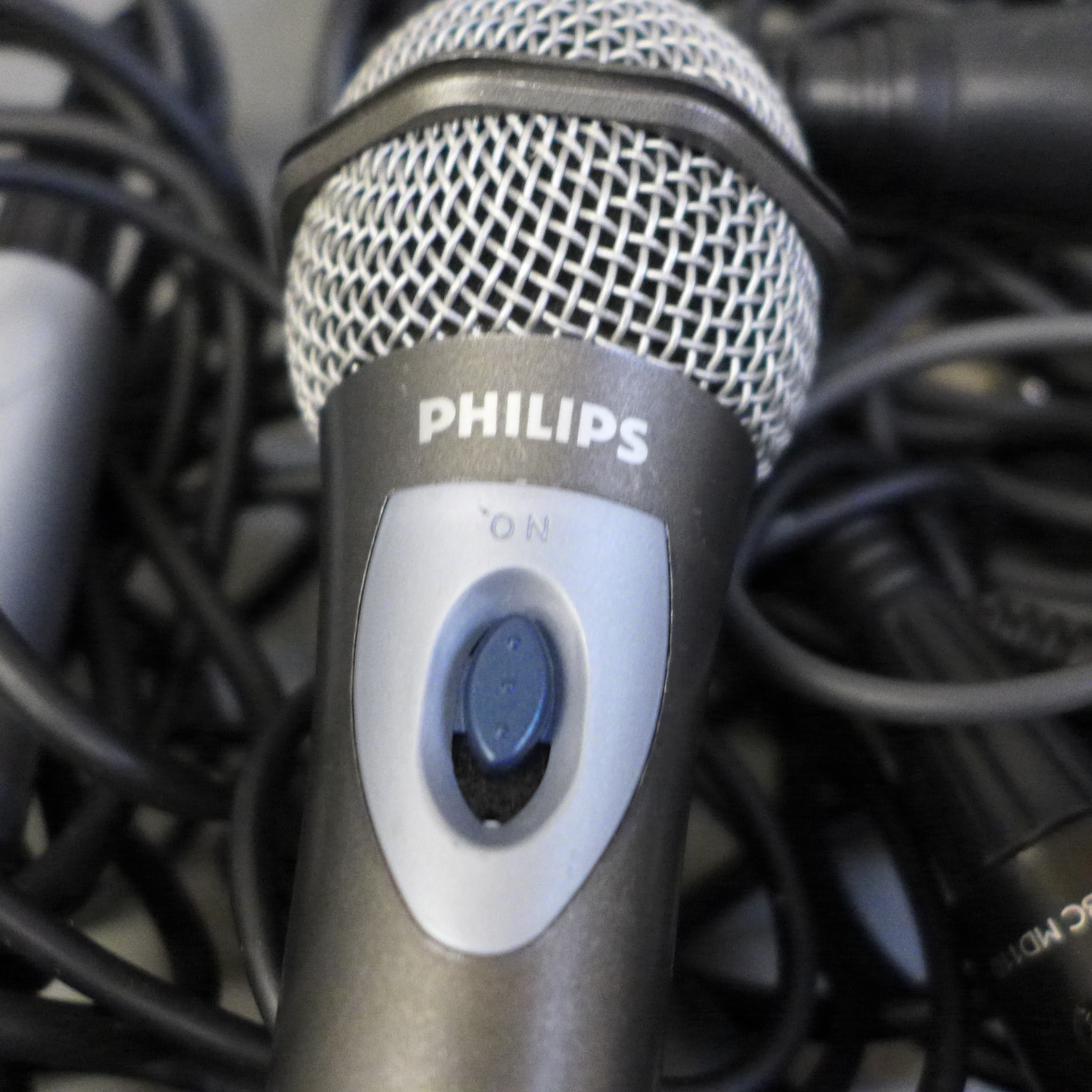 10 x microphones including vintage, Pioneer DM-C820, Philips SBC FD140, Pioneer DM-23, Philips SBC - Image 5 of 6