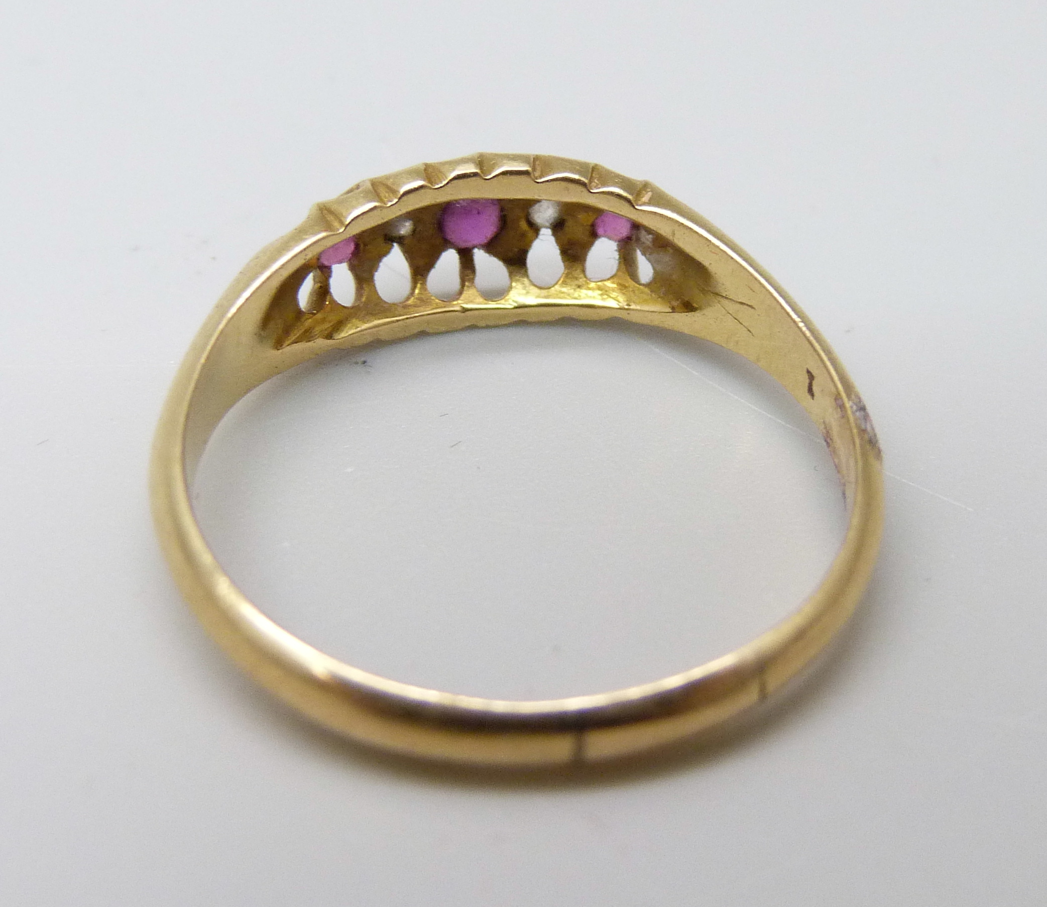 An Edward VII 18ct gold ruby and diamond ring, Birmingham 1903, 2.9g, R - Image 4 of 4