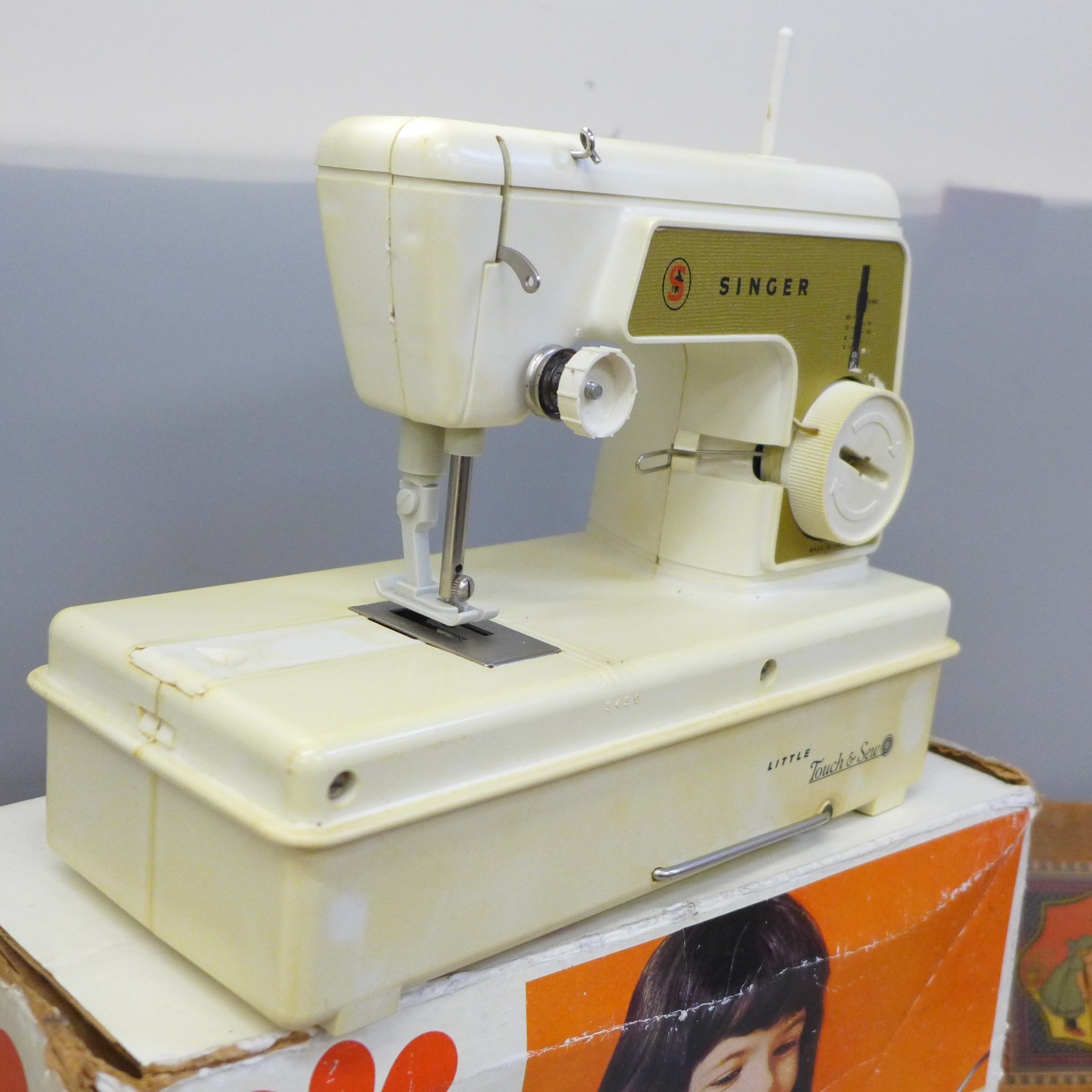 A Little Golden Panoramic sewing machine by Singer and a block building set - Image 2 of 4