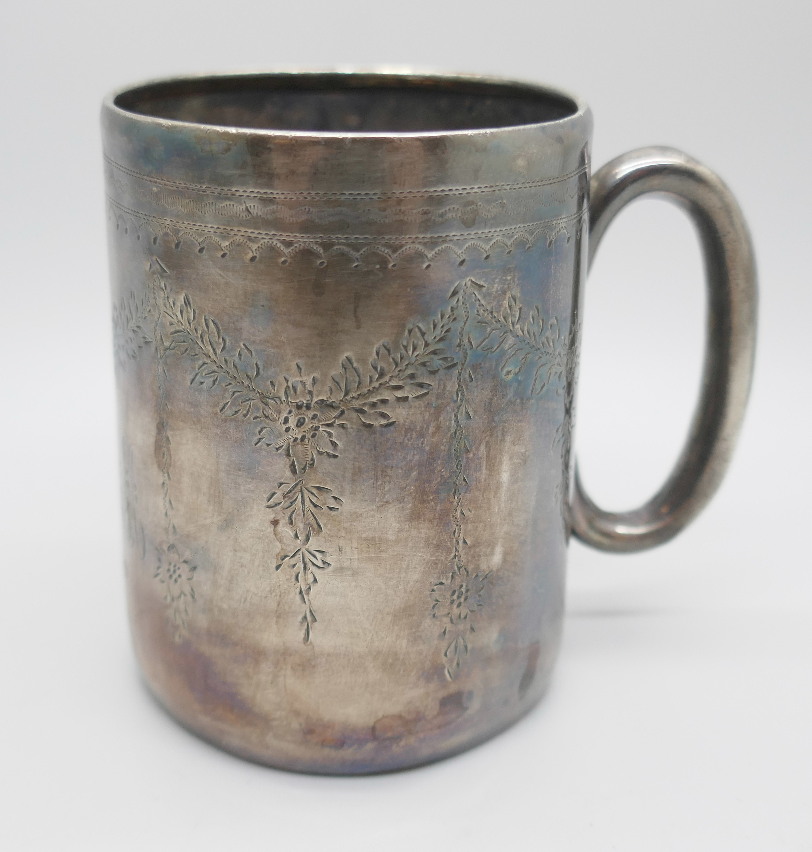 A silver Christening mug, Birmingham 1922, 79g