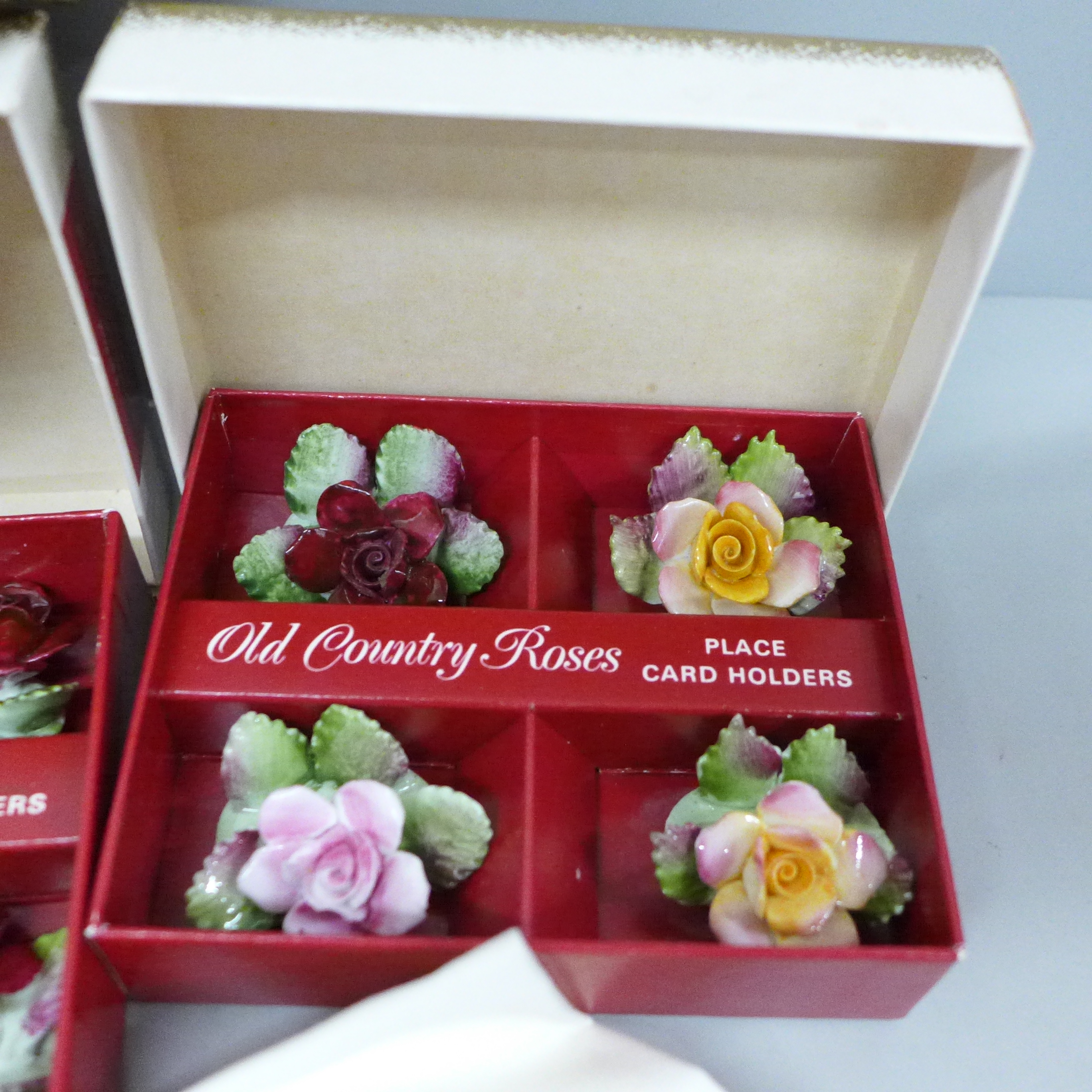 Four sets of 4 Royal Albert Old Country Roses place holders and a set of four napkins - Image 2 of 4