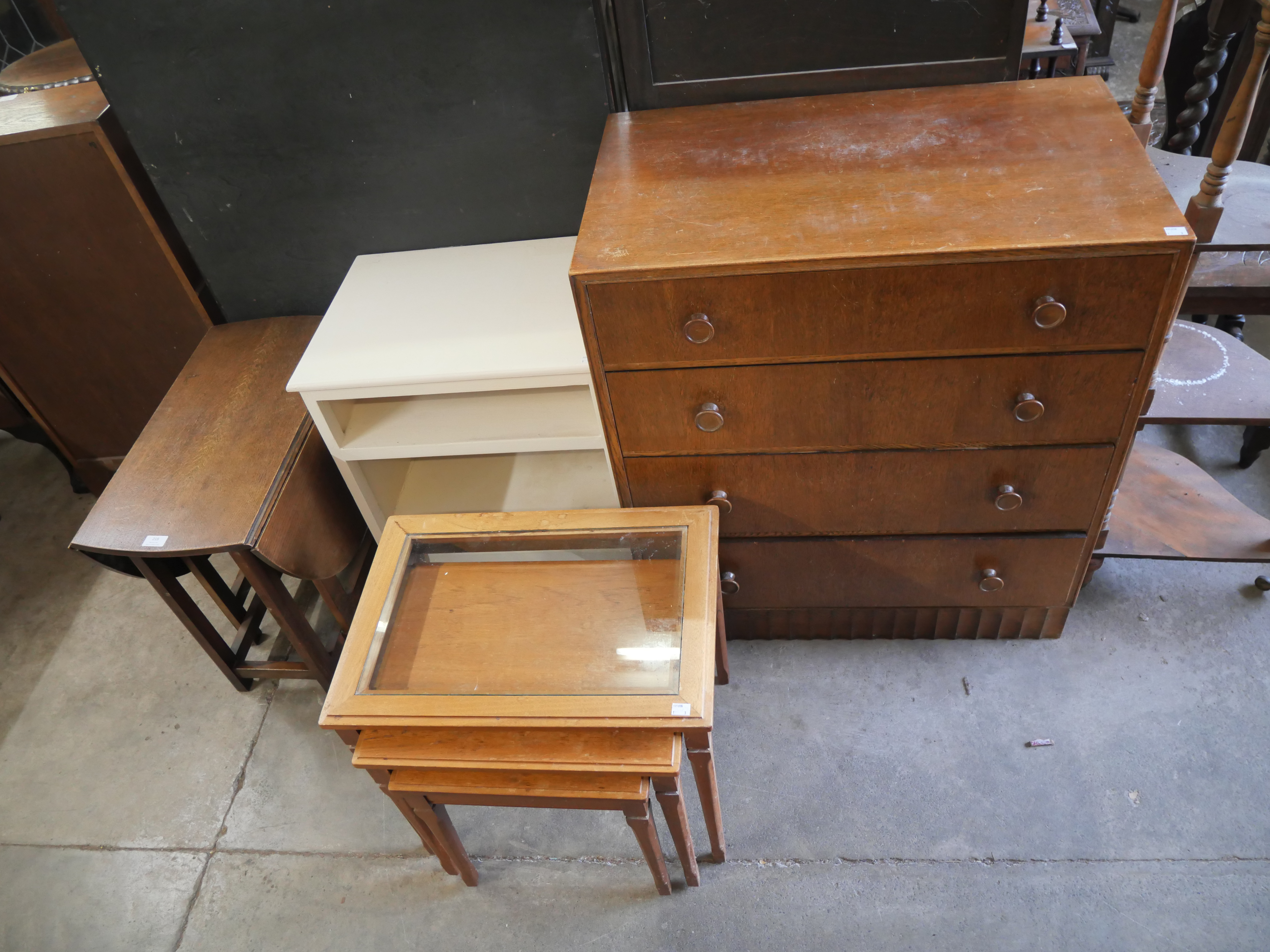 An oak nest of tables, painted bedside chest and an oak chest of drawers - Image 2 of 2