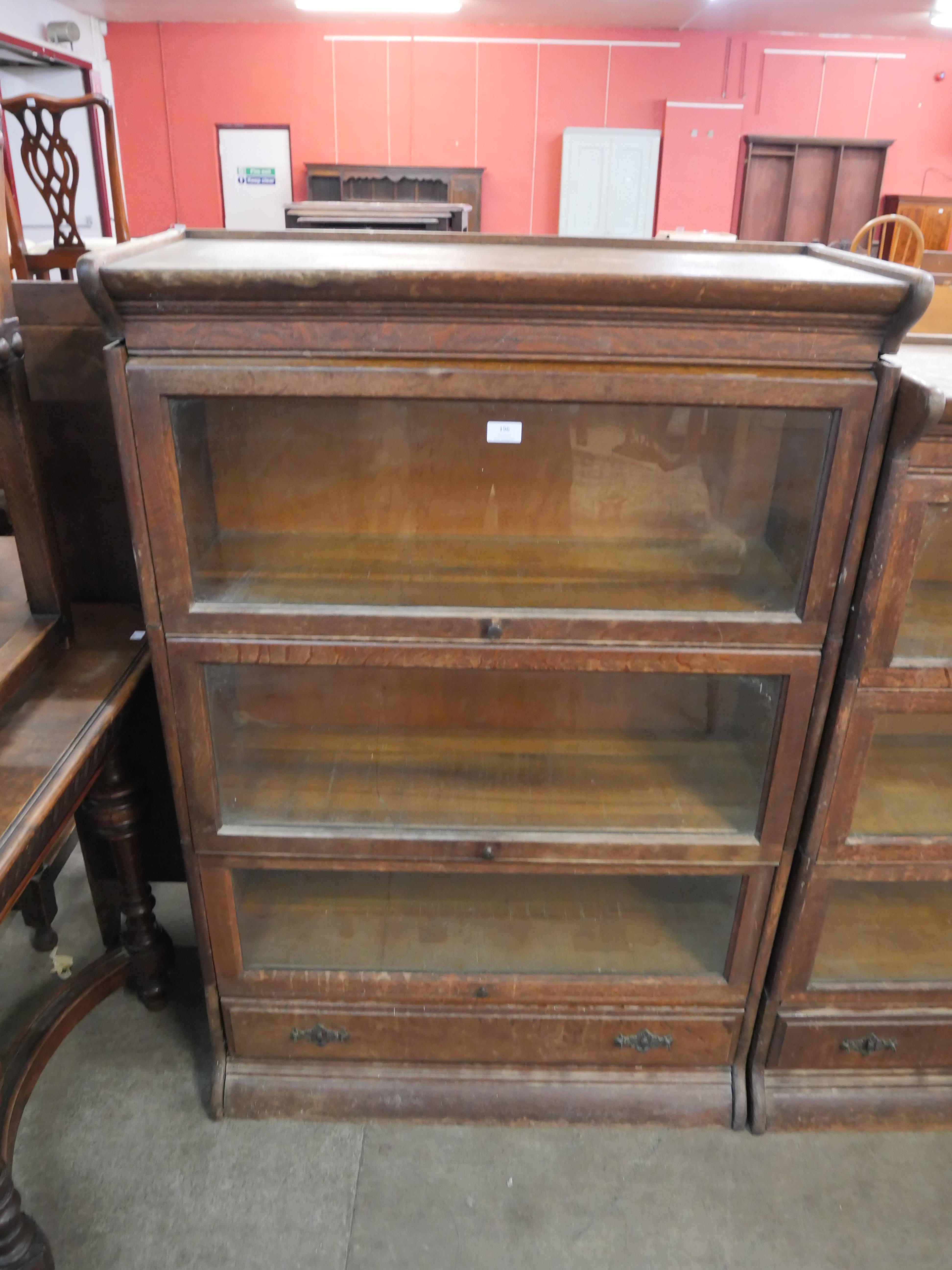 An oak stacking bookcase - Image 2 of 2